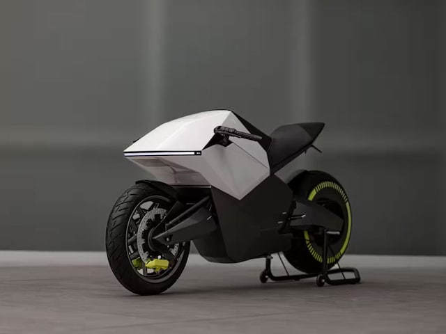 Ola Diamondhead 2025 08 e3691a32eaf0b9e76b63a22b84f70533.jpg